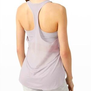 Lululemon Twist Around 2-in-1 Tank
Iced Iris / Iced Iris size 6 NWT